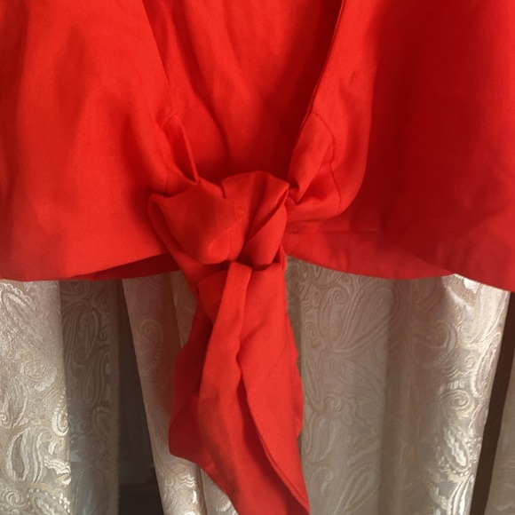 Red top - Picture 3 of 3